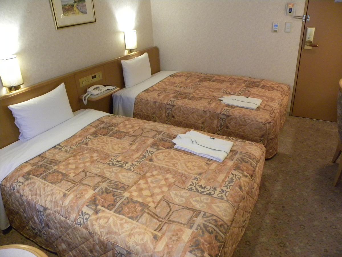 Hotel New Green Okachimachi Tokio Buitenkant foto
